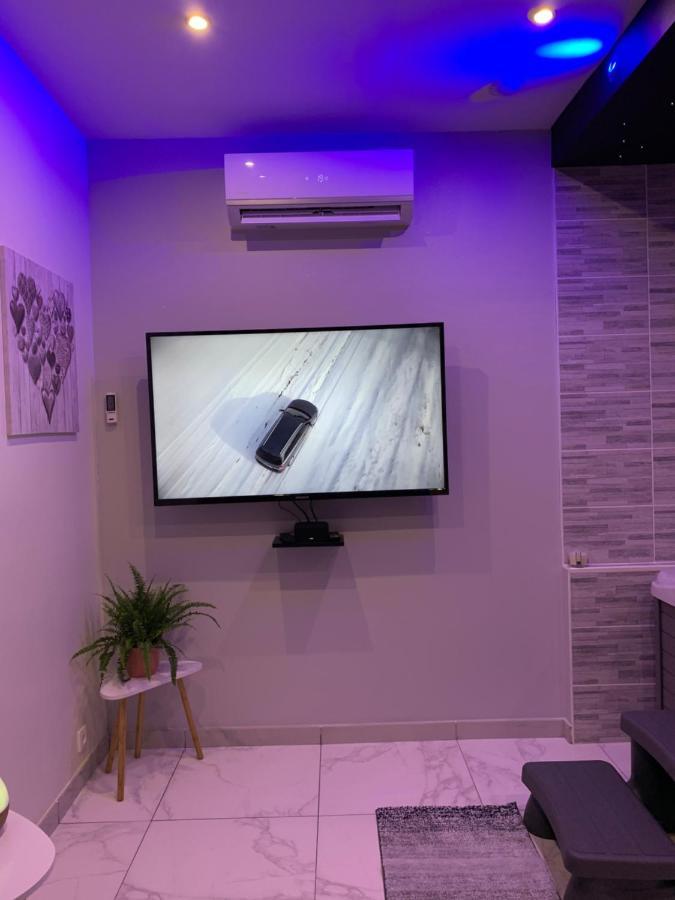 Appartement Spa Gingko, N1 Valenciennes, Wifi, Netflix Aulnoy-lez-Valenciennes エクステリア 写真